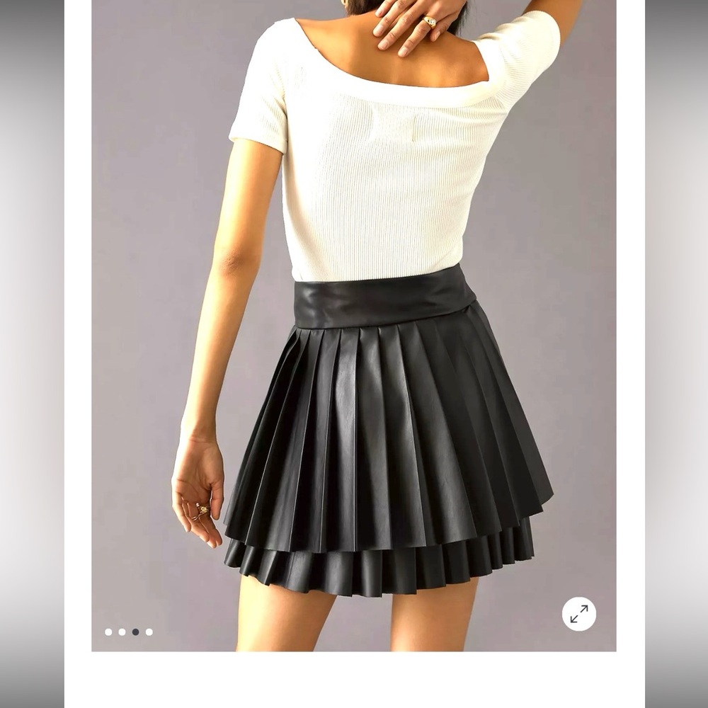Anthropologie Maeve Whimsy Goth Black Faux Leather Pleated Mini Skirt - Picture 6 of 12